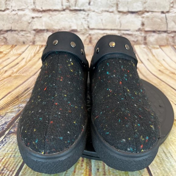 Rocket Dog Women's Studded Strap Flannel Platform Clogs Flats Sandals Size 9.5 - Picture 2 of 8